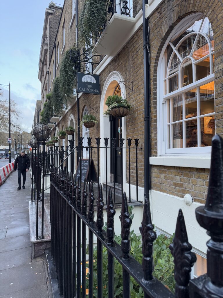 F1D7608D-5DA5-49F0-9880-88054F00BDD6